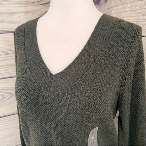 Gap Bella Green Textured V-Neck Sweater - Picture 7 of 11
